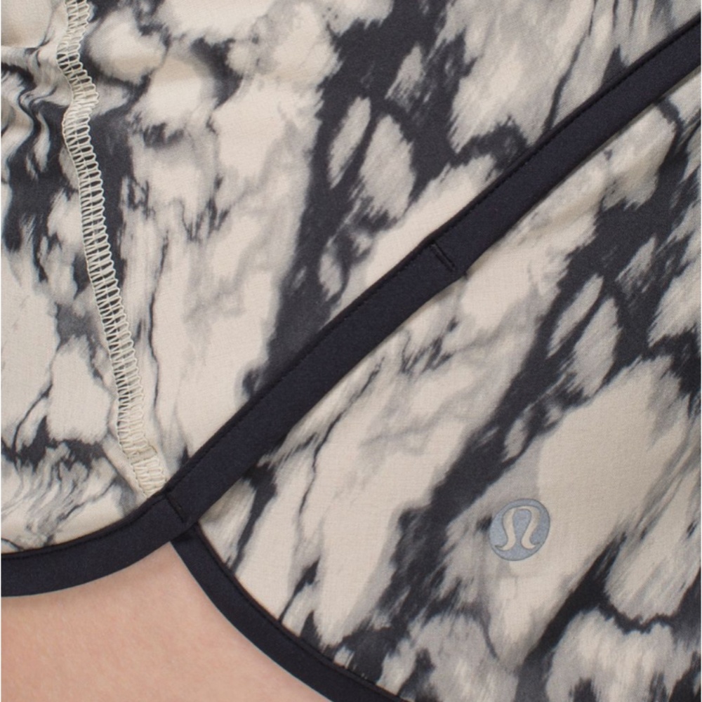 Lululemon Speed Short - Picture 6 of 9
